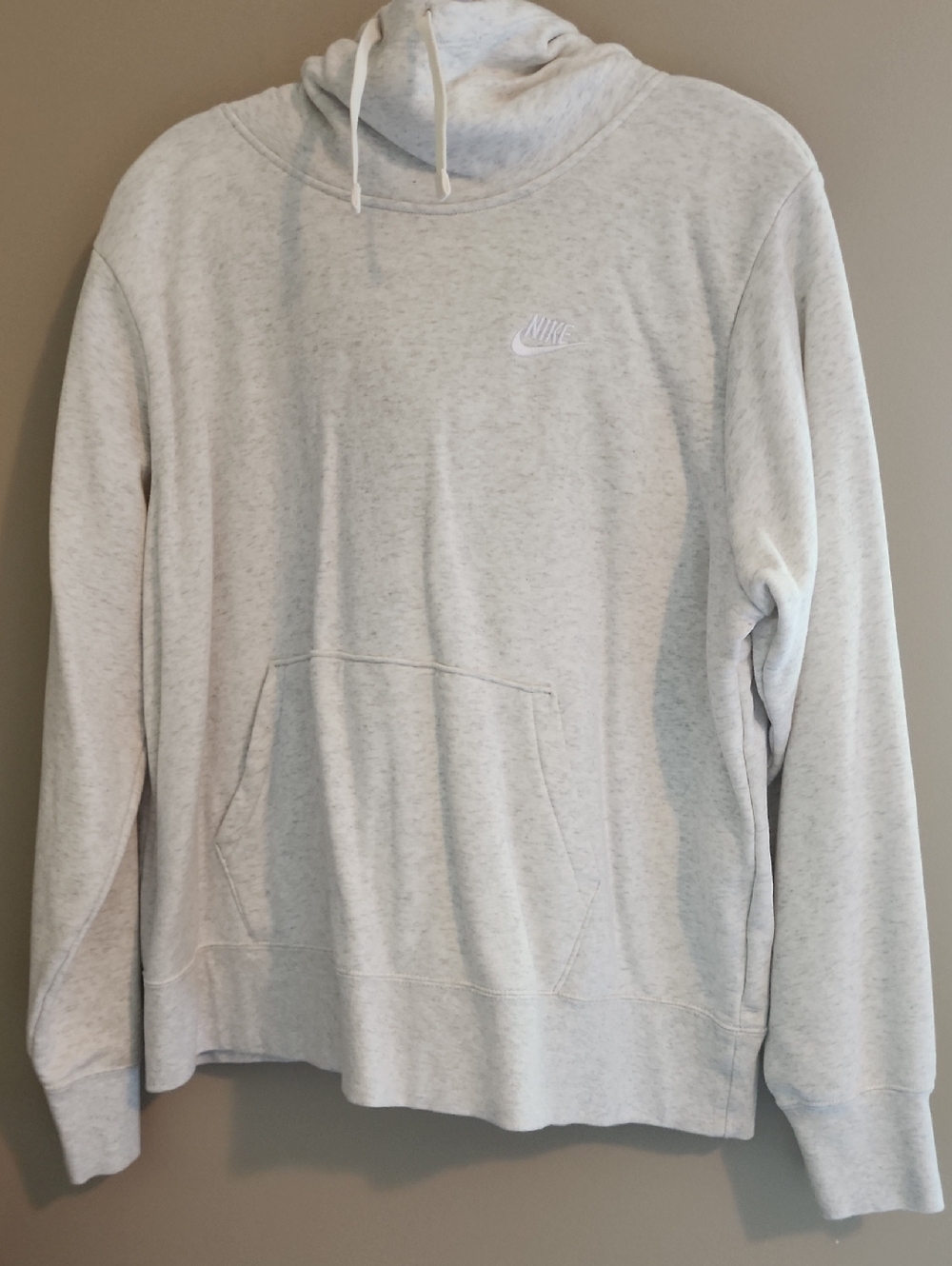 Nike Light Grey Pullover Hoodie with Subtle Logo